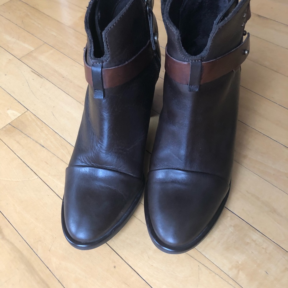 Leather Boots - Picture 4 of 5